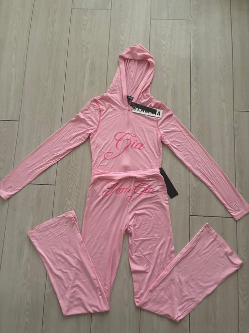Iam Gia matching set